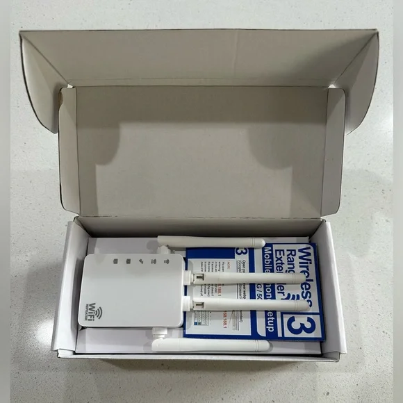 WiFi Extender, new in box never used. Bought two and only needed one. - Picture 4 of 7